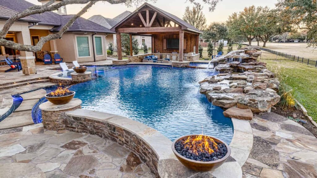 Pool motor repair in Dallas by AquaVida Pools and Spas
